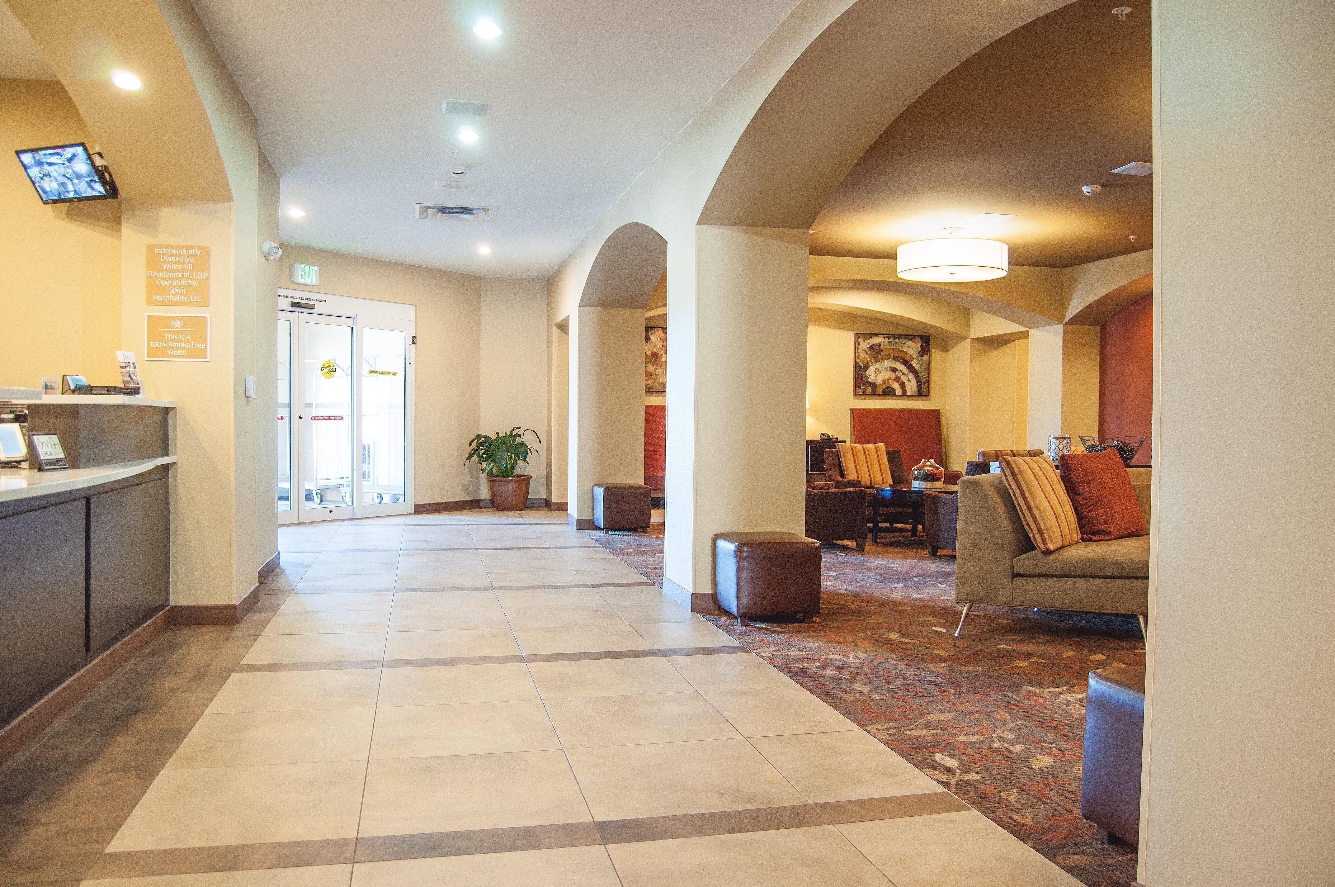 Candlewood Suites Fort Collins By Ihg Exterior photo