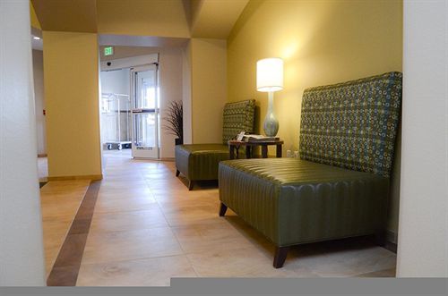 Candlewood Suites Fort Collins By Ihg Exterior photo