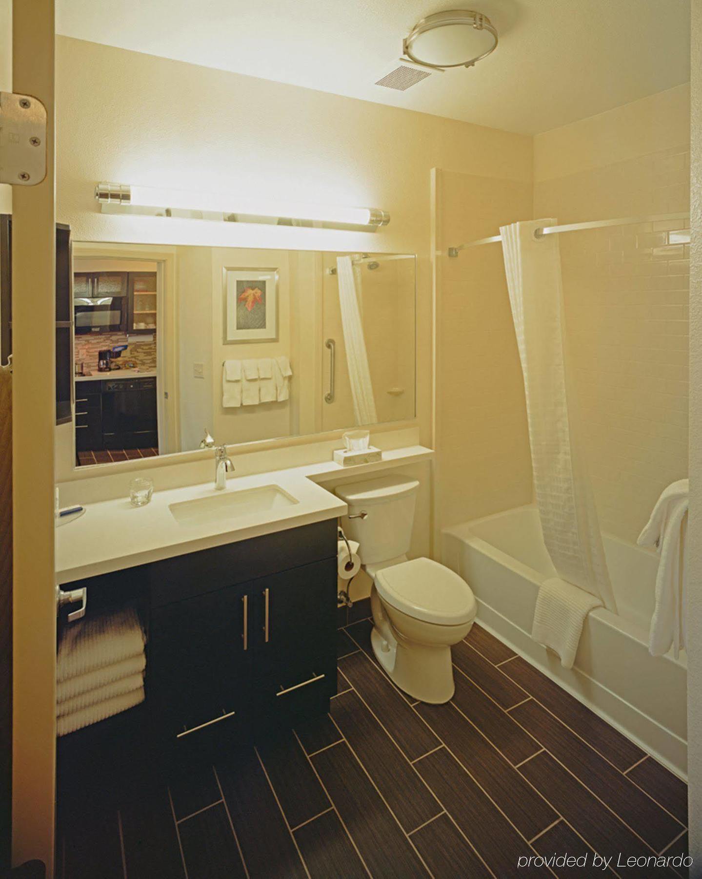 Candlewood Suites Fort Collins By Ihg Exterior photo